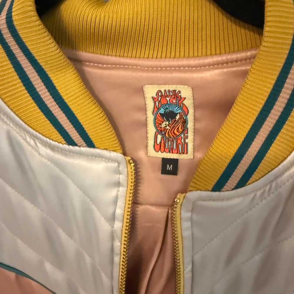Classic Rock Couture Size Medium Yellow Quilted rising sun Women's Jacket - Picture 16 of 16
